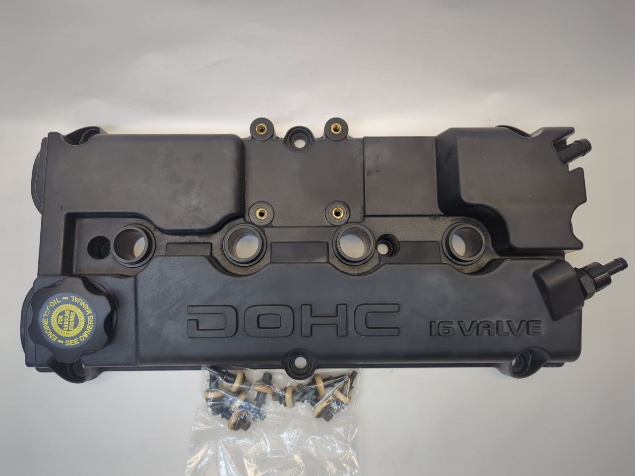 Valve Cover 2.4L DOHC Non-Turbo 2002 PT Cruiser