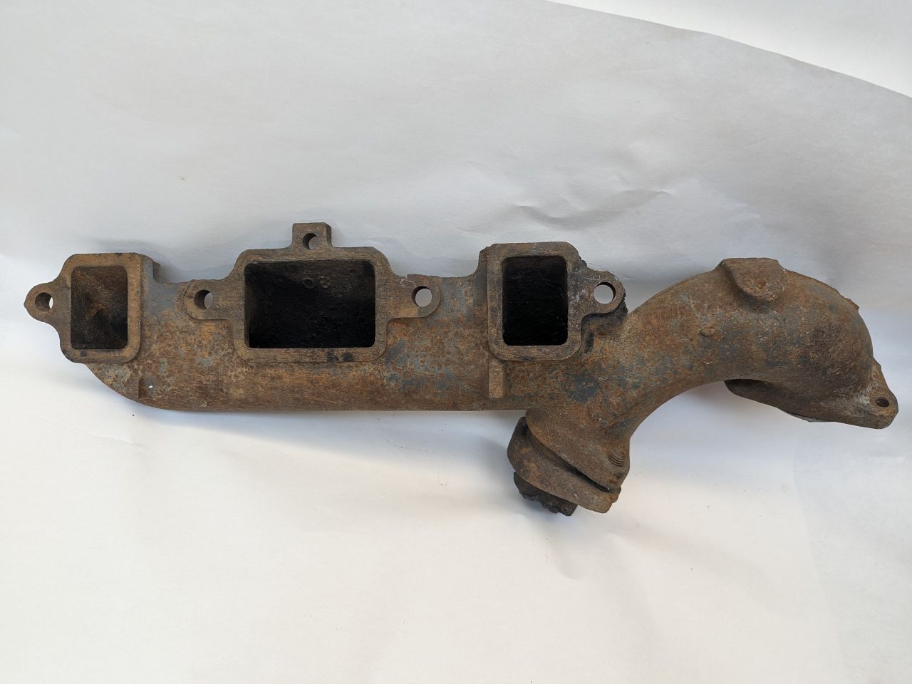 Right Exhaust Manifold Passenger W/O O2 Hole Fits 1980-1985 Eighty Eight