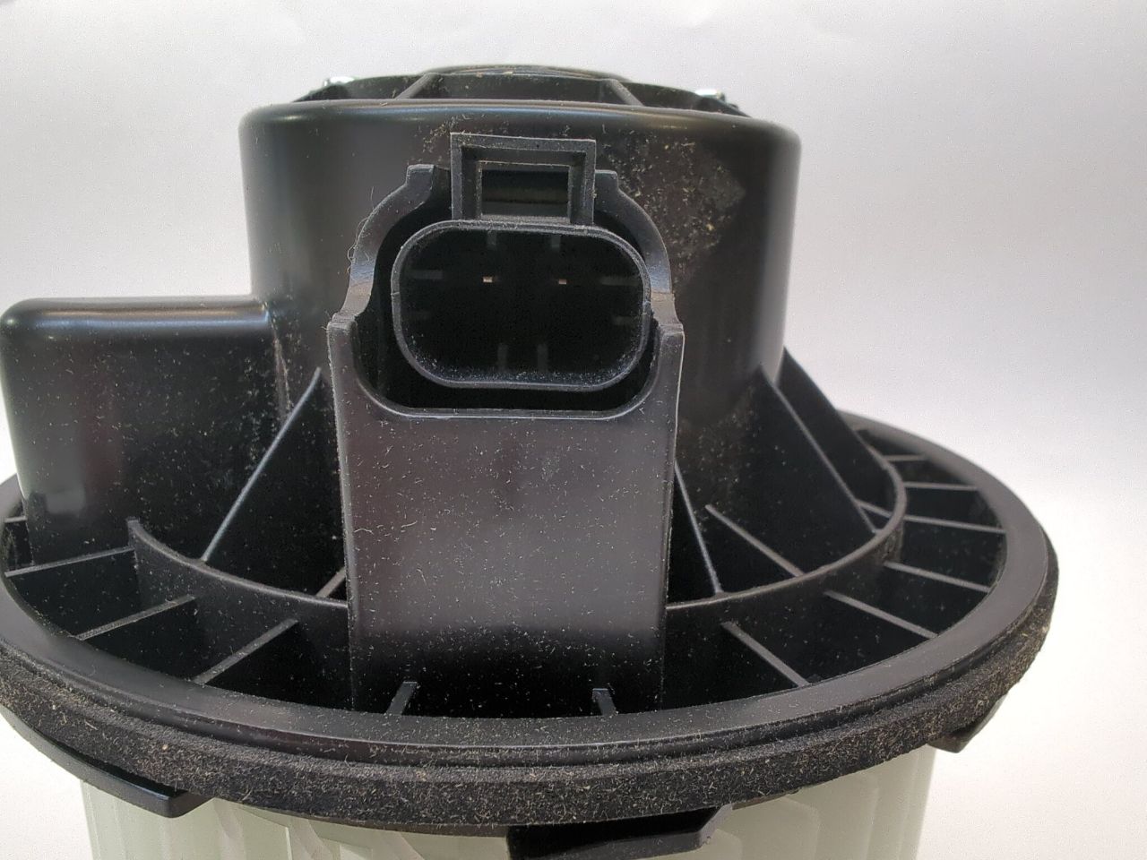 Blower Motor Front New Aftermarket Eccpp 058427 Fits 2003-2014 Suburban 1500