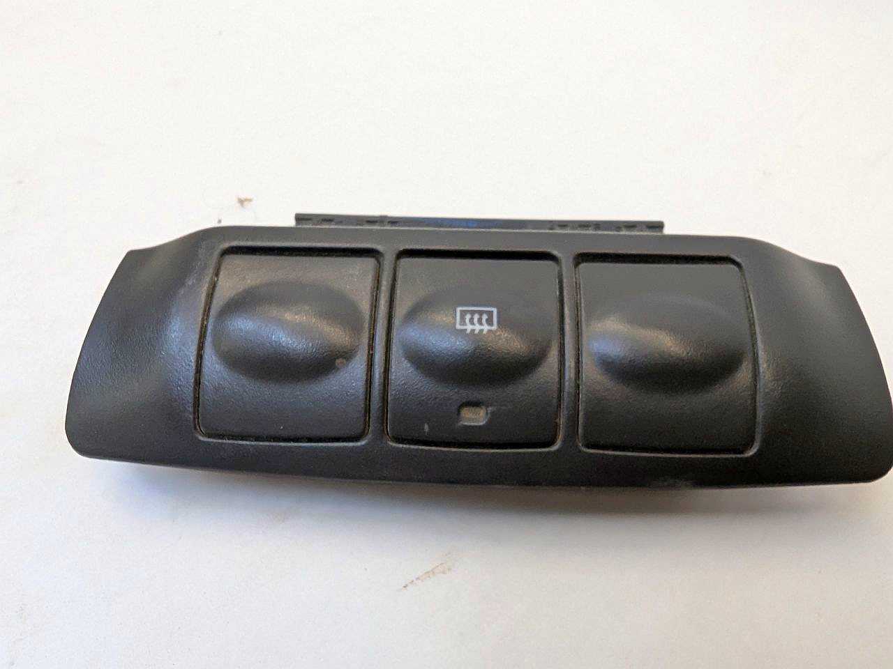 Switch Defrost Button 1997 Saturn S Series