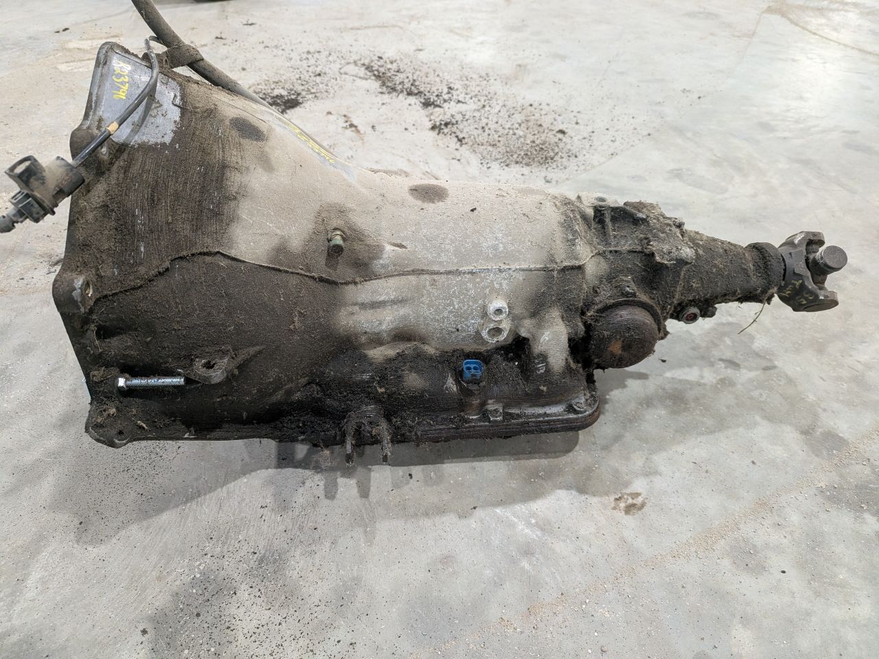 Transmission 229 V6 TH350 RWD Chevy Bell Pattern Fits 1980-1983 Impala
